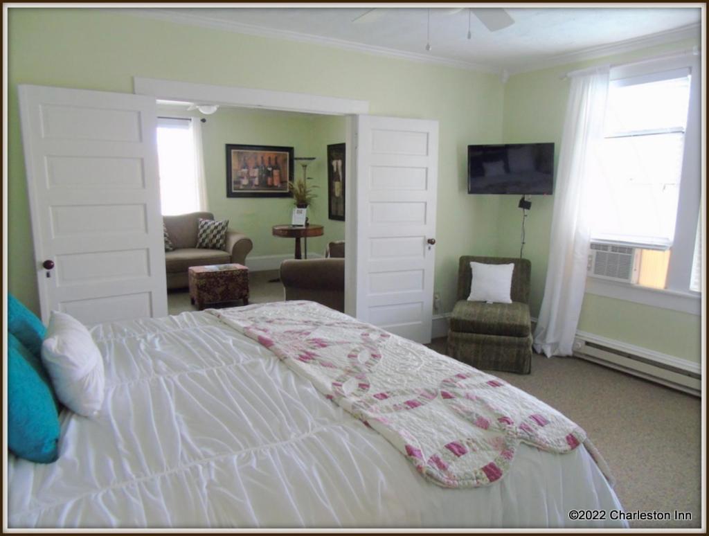 The Charleston Inn Hendersonville Nc Bagian luar foto