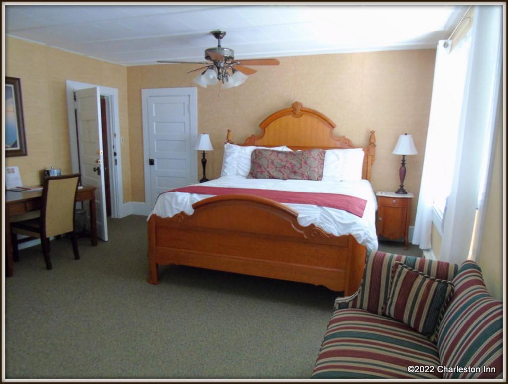 The Charleston Inn Hendersonville Nc Bagian luar foto