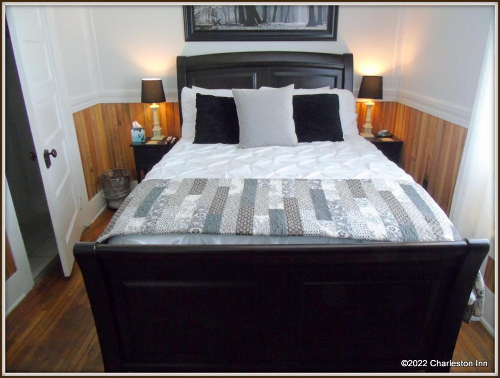 The Charleston Inn Hendersonville Nc Bagian luar foto