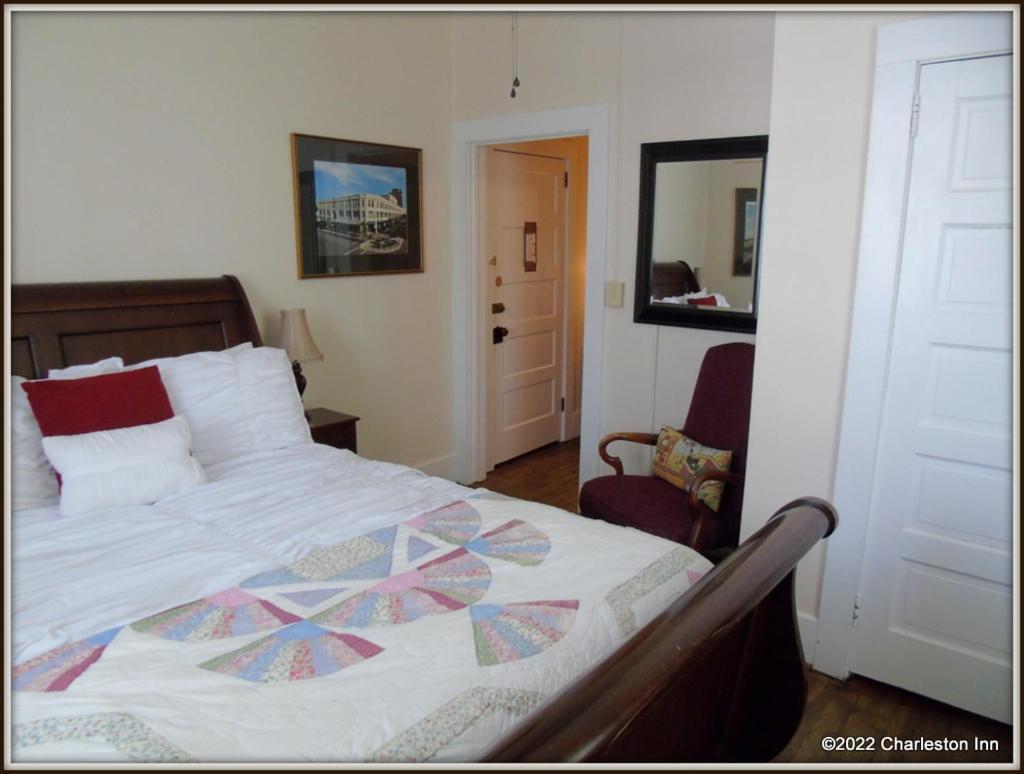 The Charleston Inn Hendersonville Nc Bagian luar foto