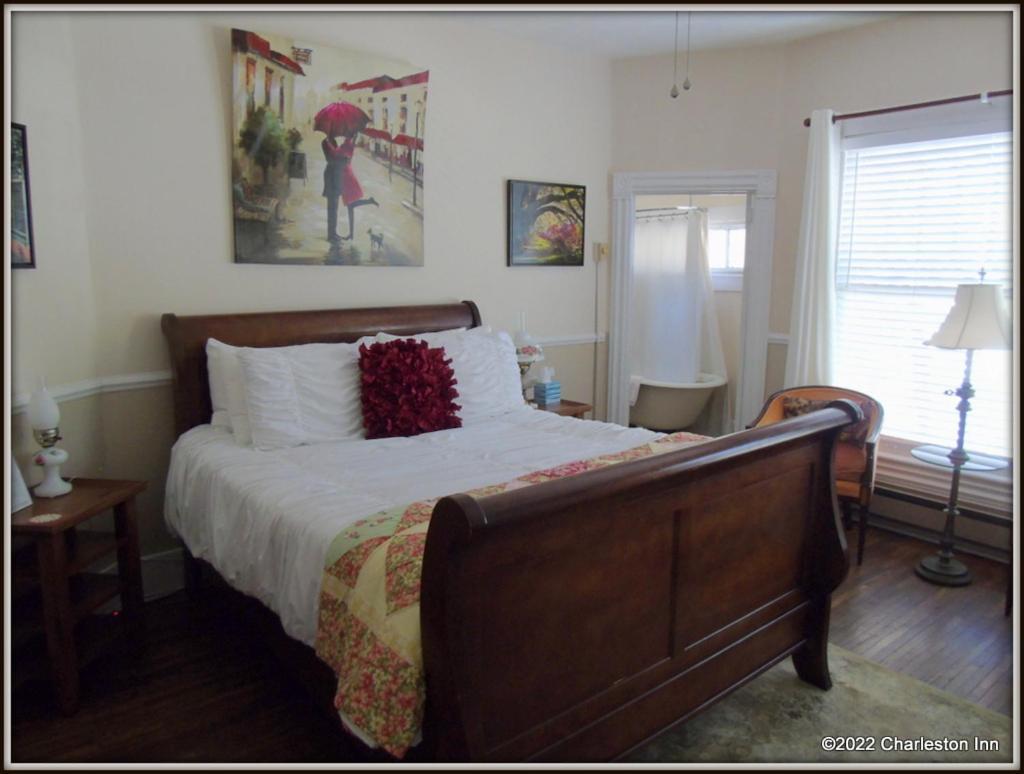 The Charleston Inn Hendersonville Nc Bagian luar foto